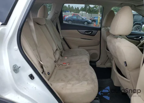 2016 Nissan Rogue S z USA, uszkodzony, nr VIN 5N1AT2MV4GC797399